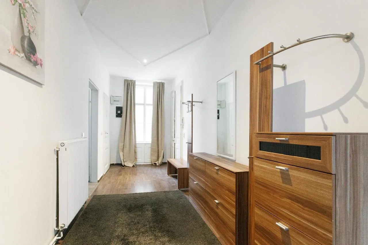 Central, Modern, Big Apartment Vienna