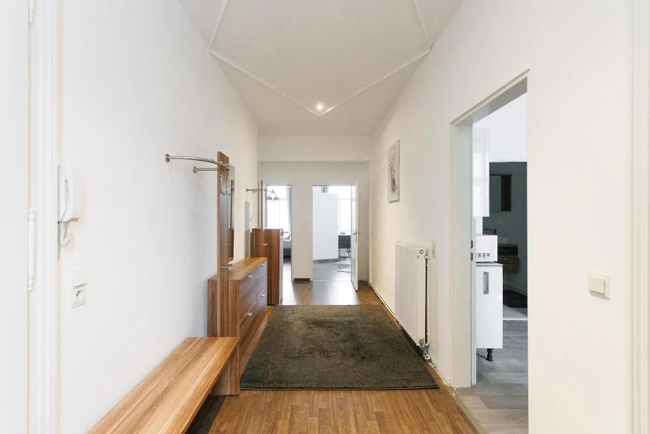 Central, Modern, Big Apartment Vienna